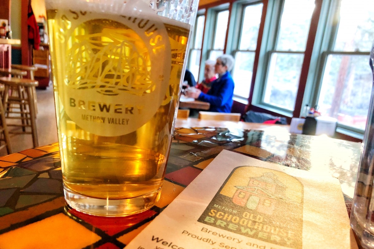 Dining Cuisine Old Schoolhouse Brewery Winthrop